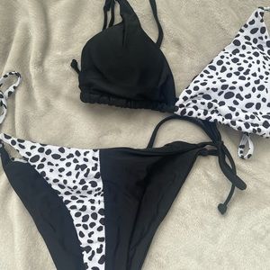 Black&white bikini